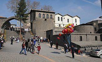 Diyarbakır'da tarihe yolculuğun adresi: 'İçkale'