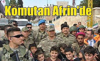 2. Ordu Komutanı Temel Afrin'de çocuklarla kucaklaştı