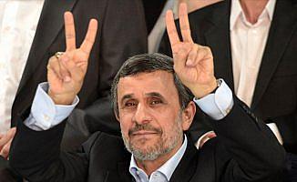 Eski İran Cumhurbaşkanı Ahmedinejad ülke yönetimini eleştirdi