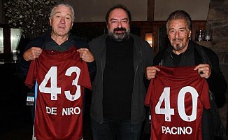 Al Pacino ve Robert De Niro'ya Trabzonspor forması