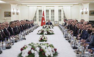 Başbakan Yıldırım, İzmir iş dünyası temsilcilerini kabul etti