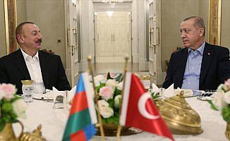Cumhurbaşkanı Erdoğan, Aliyev onuruna yemek verdi
