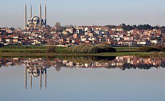 Edirne'de taşkından etkilenen tarlalar gölü andırıyor