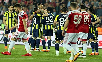 Fenerbahçe Sivas'tan 3 puanla dönüyor