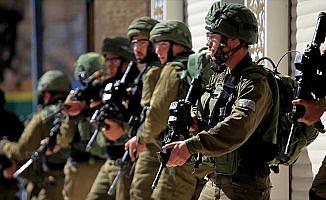 İsrail askerleri bir Filistinliyi daha şehit etti