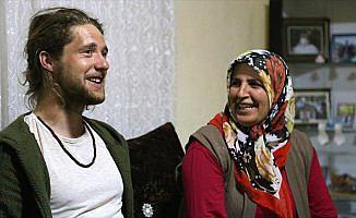 Türk aile İngiliz maceracının gönlünü fethetti