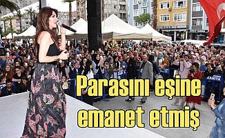 Ebru Yaşar: Param eşime emanet ben harçlık alırım