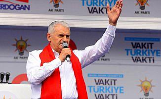 Başbakan Yıldırım: FETÖ'sü, Kandil'i içerideki sponsorları 'Tayyip Erdoğan gitsin' diyor