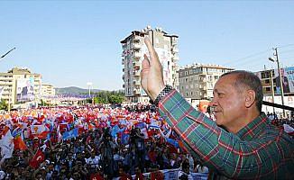 Cumhurbaşkanı Erdoğan: Millet kıraathaneleri kuracağız