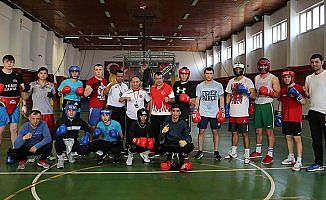 Milli boksörler İspanya'dan madalyalarla dönmeyi hedefliyor
