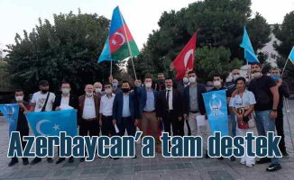 Doğu Türkistanlı gençler Azerbaycan'a gitmek istiyor