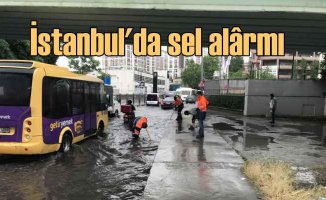 İstanbul'da sel alârmı | İBB ekipleri 18 noktaya müdahale etti