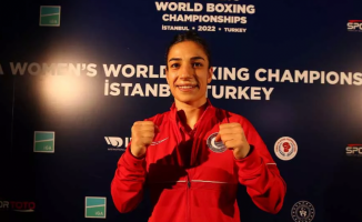 Milli boksörümüz Ayşe Çağırır Dünya Şampiyonu oldu