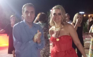 Kemal Kaçmaz'ın yeğeni  Pınar Şallı nişanlandı