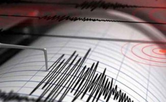 Ardahan'da korkutan deprem | Göle 5.3 ile sallandı
