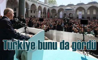 Erdoğan, muhalefeti cami avlusunda yuhalattı