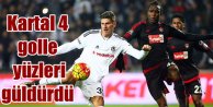 Beşiktaş 4 golle taraftarın gönlünü fethetti