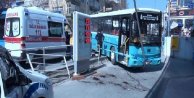 Halk otobüsü İle Ambulans Kaza Yaptı