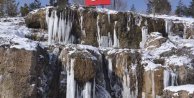 Sivas'ta dondurucu soğuk; Termometreler çatladı