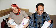 Suriyeli Çiftin 17 Yıllık Bebek Özlemi Üçüzlerle Sona Erdi