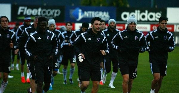 Tolgay Arslan, Beşiktaş'ta ilk antrenmanına çıktı