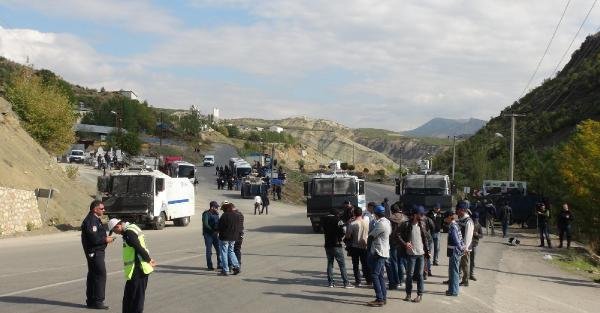 Tunceli'de 'pkk Mezarlığı' Gerginliği; Kente Giriş- Çikiş Yasaklandı - Fotoğralar