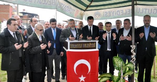 Turgutlu'da 'Hocalı Şehitleri' anısına park açıldı