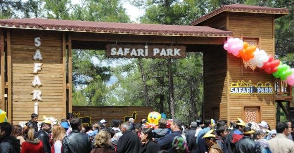 Türkiye’nin ilk safari parkı açıldı