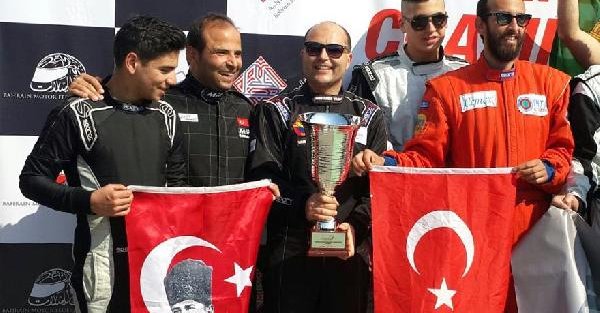 Uşaklı Karting takımı Bahreyn'de dünya ikincisi oldu