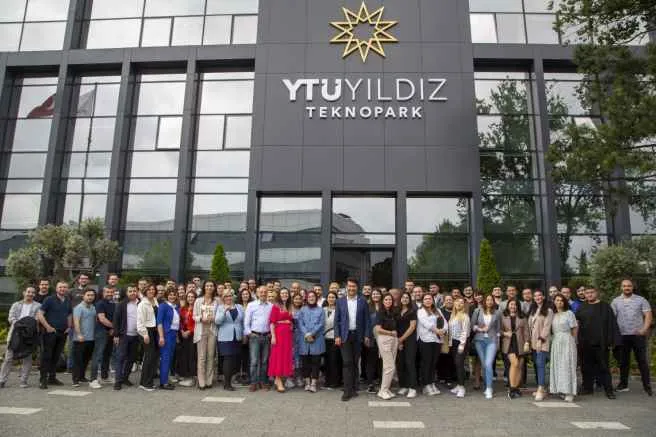 Sigorta Sektörünün Dijital Dönüşümünde 20 Yıllık Yolculuk Acerpro