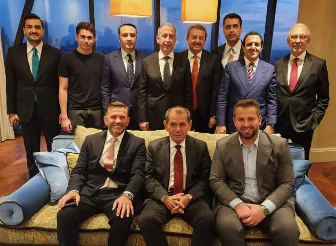 Galatasaray Şampiyonluğu ETRO Residences İstanbul’da Kutladı