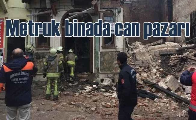 Metruk bina çöktü, 2 kişi can verdi