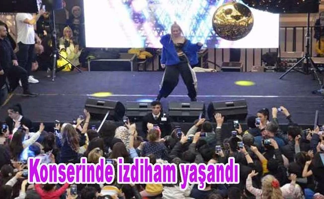 İstMarina AVM'de Aleyna Tilki İzdihamı