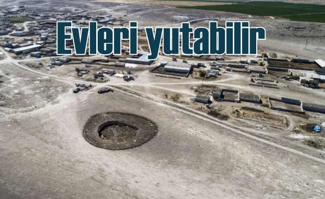 Dev obruklar kabus oldu, çöküntüler evleri yutabilir 