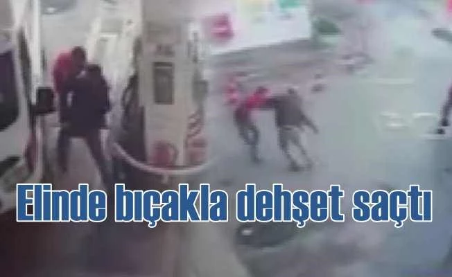 Elinde bıçakla polis rağmen vurmaya devam etti
