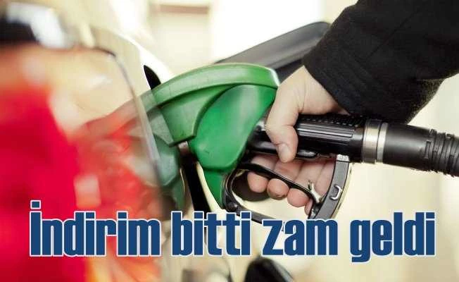 Benzine zam geliyor | İndirim havada kaldı