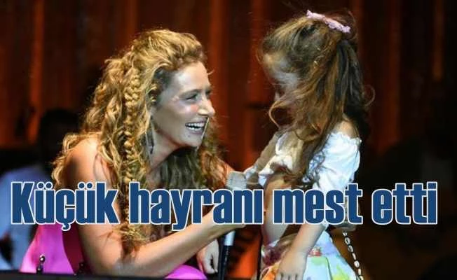 Küçük Sıla'dan, Sıla'ya sahnede büyük sürpriz