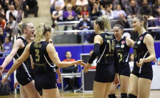 VakıfBank, Aydın’dan galibiyetle dönüyor