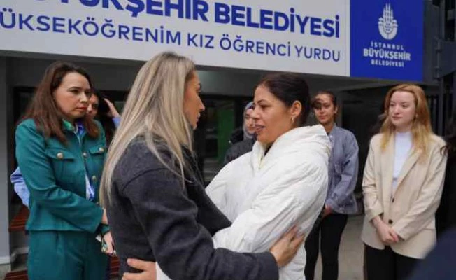 Zeren Ertaş'ın ailesi, İBB yurdunda kız öğrencilerle buluştu