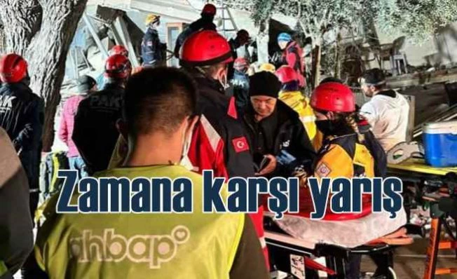 Deprem sonrası enkaza ilk müdahale böyle yapıldı