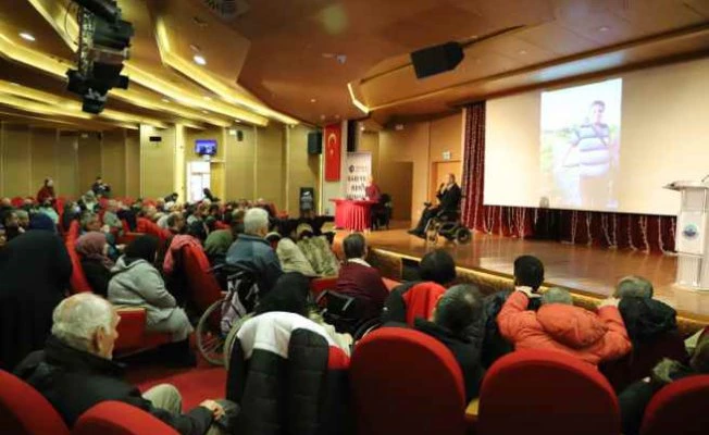 Ali Tezel, engelli vatandaşların sorularını yanıtladı